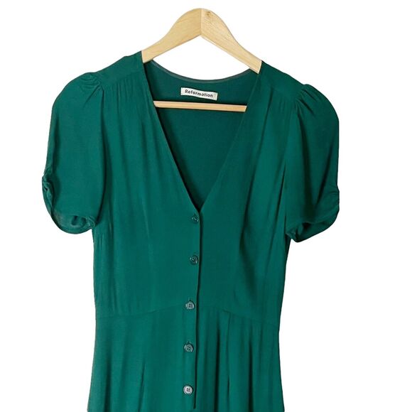 Welcome to my closet! - Picture 3 of 12